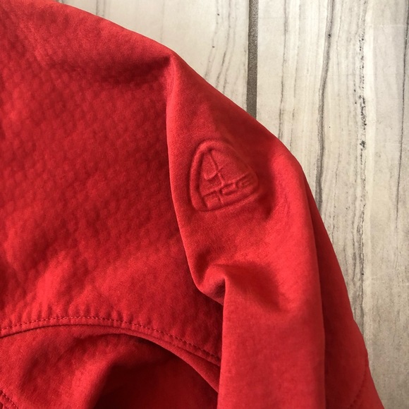 NWOT Nike ACG weatherproof jacket. - Picture 2 of 5